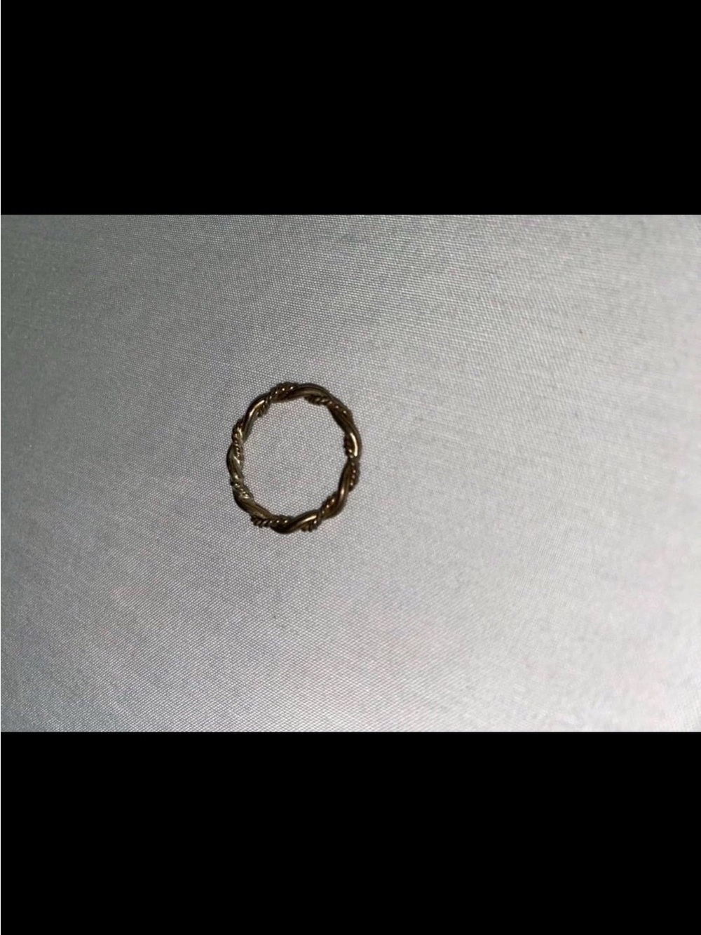 Ring - Picture 4 of 6